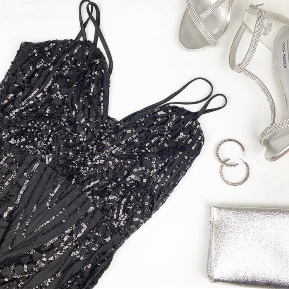 Fashion Nova black bodycon mini sequins dress